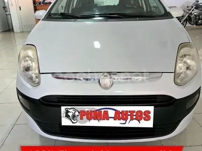 Usado Fiat Punto Active 77 CV (56 kW) 2010 Beige Utilitario