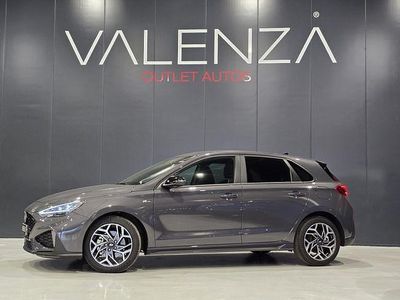 Usado Hyundai i30 N Line 100 CV (73 kW) 2024 Negro Berlina