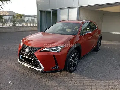 Usado Lexus UX 184 CV (135 kW) 2021 Naranja SUV