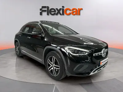 Usado Mercedes GLA200 150 CV (110 kW) 2021 Negro SUV