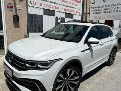 Usado VW Tiguan R-line 150 CV (110 kW) 2021 Blanco SUV