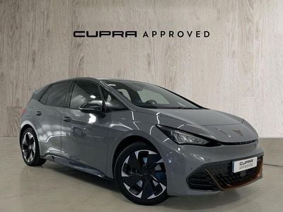 Usado Cupra Born e-Boost 169 kW (231 CV) 2023 Gris Utilitario