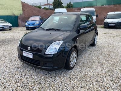 Negro Usado 2007 Suzuki Swift GL Utilitario | 6950 €