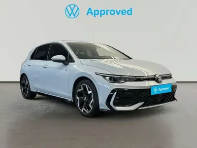 Usado VW Golf VIII R-line 150 CV (110 kW) 2025 Azul Utilitario