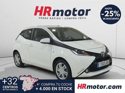 Usado Toyota Aygo X-play 69 CV (50 kW) 2017 Blanco Utilitario