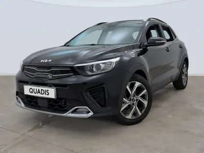 Usado Kia Stonic GT-Line 101 CV (74 kW) 2023 Negro SUV