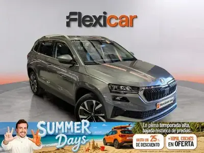 Usado Skoda Karoq SportLine 150 CV (110 kW) 2025 Gris SUV