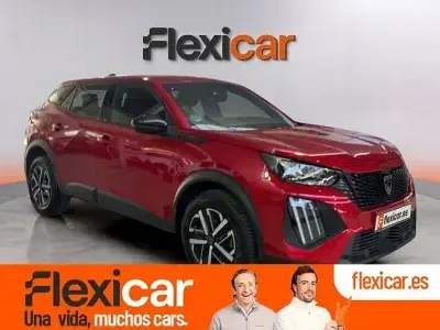 Usado Peugeot 2008 Active 100 CV (73 kW) 2023 Rojo SUV