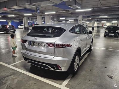 Usado Jaguar E-Pace R-Dynamic 150 CV (110 kW) 2019 Gris / plata SUV