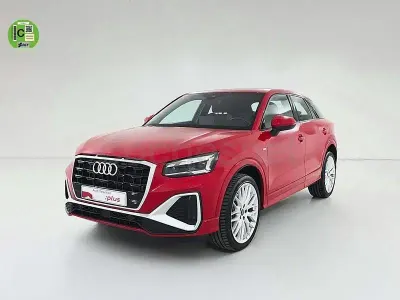 Usado Audi Q2 Black Edition 150 CV (110 kW) 2025 Rojo SUV