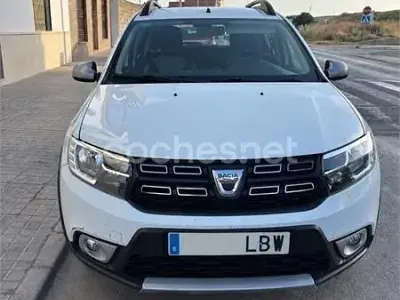 Usado Dacia Sandero Essentiel 90 CV (66 kW) 2019 Blanco Berlina
