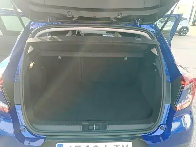 Usado Renault Captur 160 CV (117 kW) 2021 Azul SUV