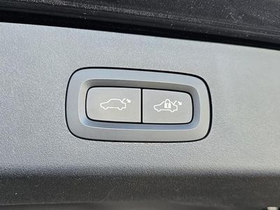 Usado Lynk & Co 01 261 CV (191 kW) 2022 Negro SUV