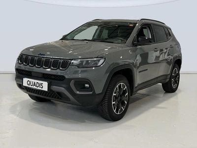 Usado Jeep Compass Trailhawk 241 CV (177 kW) 2023 Gris SUV