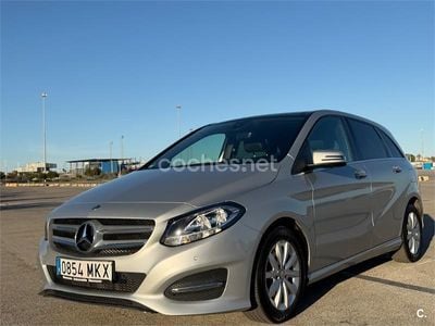 Usado Mercedes B200 156 CV (114 kW) 2015 Blanco Monovolumen