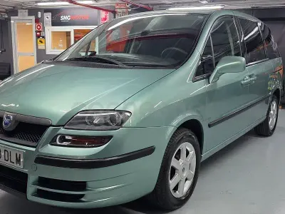Usado Fiat Ulysse Emotion 128 CV (94 kW) 2005 Verde Monovolumen
