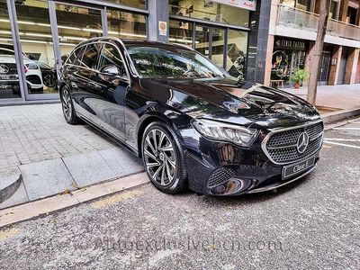 Usado Mercedes E300 314 CV (230 kW) 2024 Negro Familiar