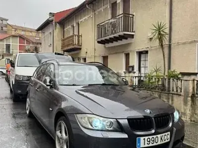 Usado BMW 330 231 CV (169 kW) 2007 Gris / plata Familiar