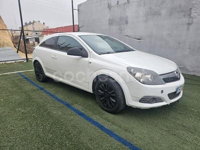 Usado Opel Astra GTC Energy 110 CV (80 kW) 2009 Blanco Berlina