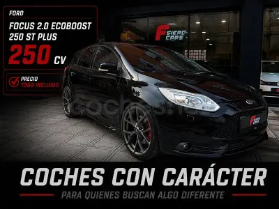 Käytetty Ford Focus ST 250 HP (183 kW) 2012 Musta Sedan