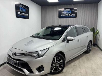 Usado Toyota Avensis Advance 143 CV (105 kW) 2017 Plateado Familiar
