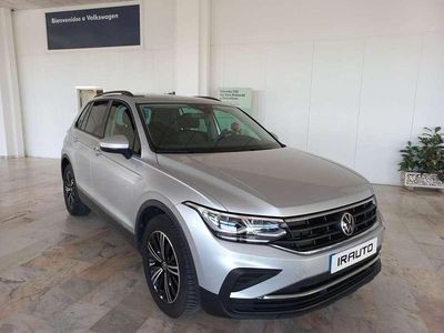 Usado VW Tiguan Life 150 CV (110 kW) 2021 Plateado SUV