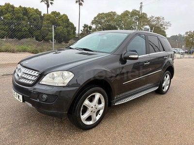 Usado Mercedes ML320 224 CV (164 kW) 2008 Negro SUV