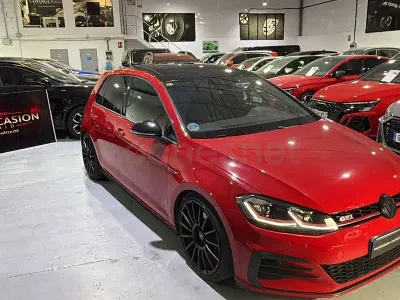 Usado VW Golf VII GTI 245 CV (180 kW) 2017 Rojo Berlina
