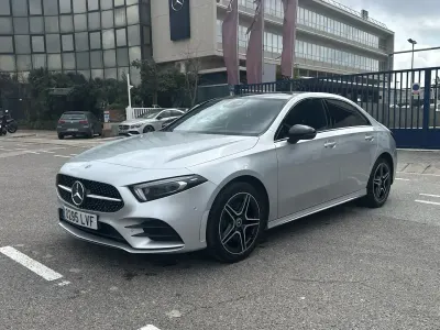 Usado Mercedes A160 218 CV (160 kW) 2021 Gris Berlina