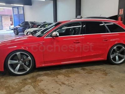 Usado Audi RS4 Sport 450 CV (330 kW) 2014 Rojo Familiar