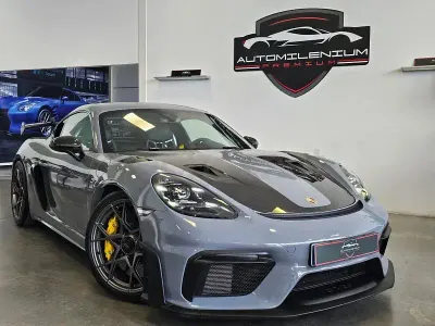 Usado Porsche 718 500 CV (367 kW) 2025 Gris / plata Coupe