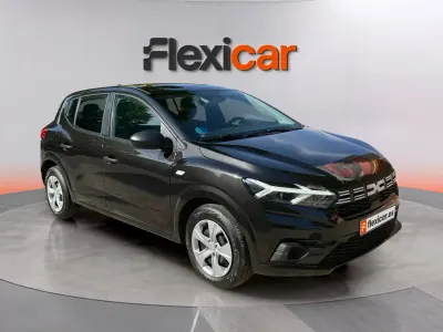 Usado Dacia Sandero Essentiel 101 CV (74 kW) 2025 Negro Berlina