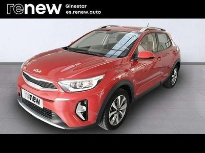 Usado Kia Stonic 101 CV (74 kW) 2022 Rojo SUV