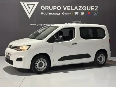 Usado Citroën Berlingo Live 102 CV (75 kW) 2020 Blanco Monovolumen