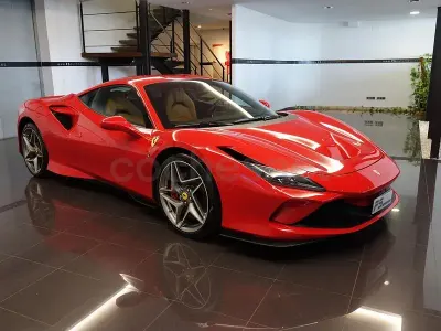 Begagnad Ferrari F8 720 HK (529 kW) 2022 Sportkupé