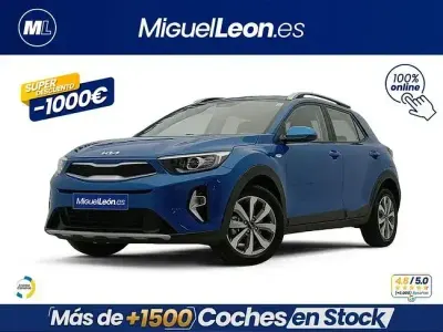 Usado Kia Stonic 84 CV (61 kW) 2022 Azul SUV
