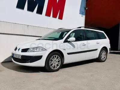 Usado Renault Mégane GrandTour 85 CV (62 kW) 2008 Blanco Familiar