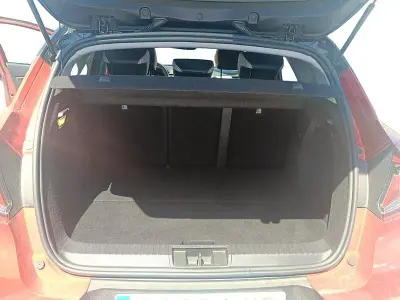 Usado Renault Captur Zen 160 CV (117 kW) 2022 Rojo SUV