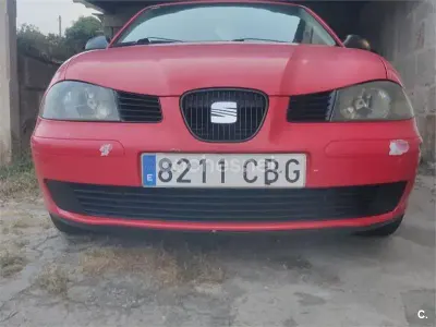 Usado Seat Ibiza Stella 64 CV (47 kW) 2002 Rojo Utilitario