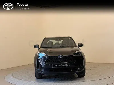 Usado Toyota Yaris Cross Active 116 CV (85 kW) 2022 Negro SUV