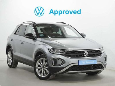 Begagnad VW T-Roc Life 150 HK (110 kW) 2022 Silver SUV