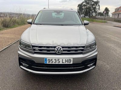 Usado VW Tiguan Sportline 150 CV (110 kW) 2020 Gris / plata SUV