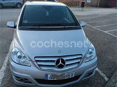 Usado Mercedes B180