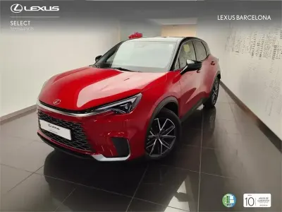 Begagnad Lexus LBX 136 HK (100 kW) 2025 Röd SUV
