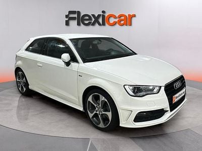 Usado Audi A3 Ambition 125 CV (91 kW) 2015 Blanco Berlina