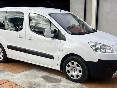 Usado Peugeot Partner Tepee Outdoor 90 CV (66 kW) 2009 Blanco Monovolumen