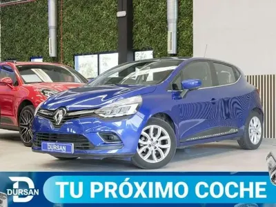 Usado Renault Clio Zen 120 CV (88 kW) 2018 Azul Utilitario