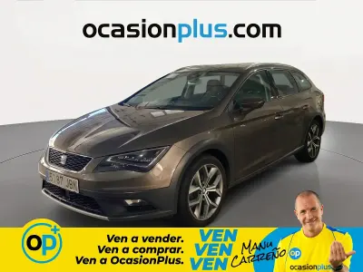 Usado Seat Leon 4Drive 150 CV (110 kW) 2014 Marrón SUV