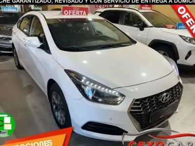 Usado Hyundai i40 116 CV (85 kW) 2019 Blanco Familiar