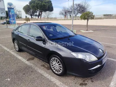 Begagnad Renault Laguna III Dynamique 150 HK (110 kW) 2008 Svart Sedan